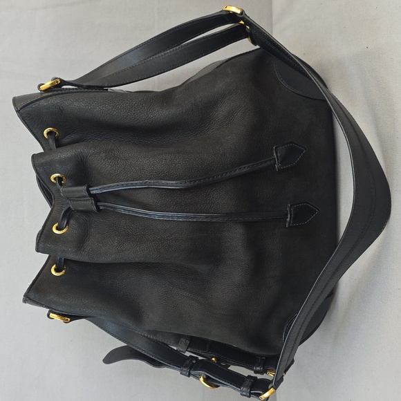 ✨️GUCCI Drawstring Bucket Bag - Picture 2 of 16